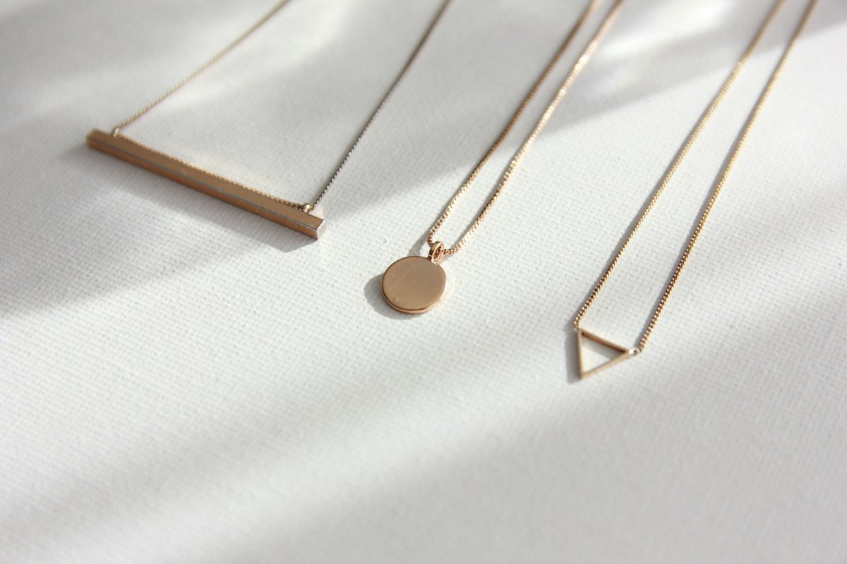 Line Pendant